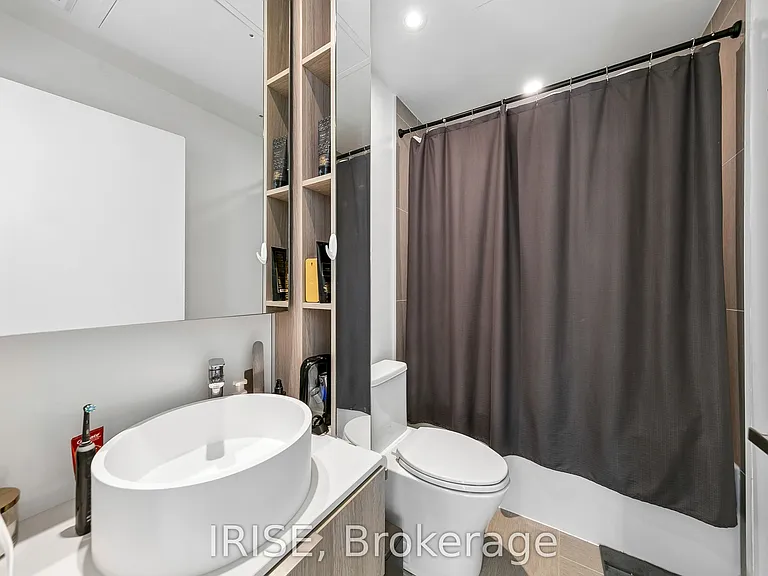 28 Ann St #Penthouse 08 — Photo 34