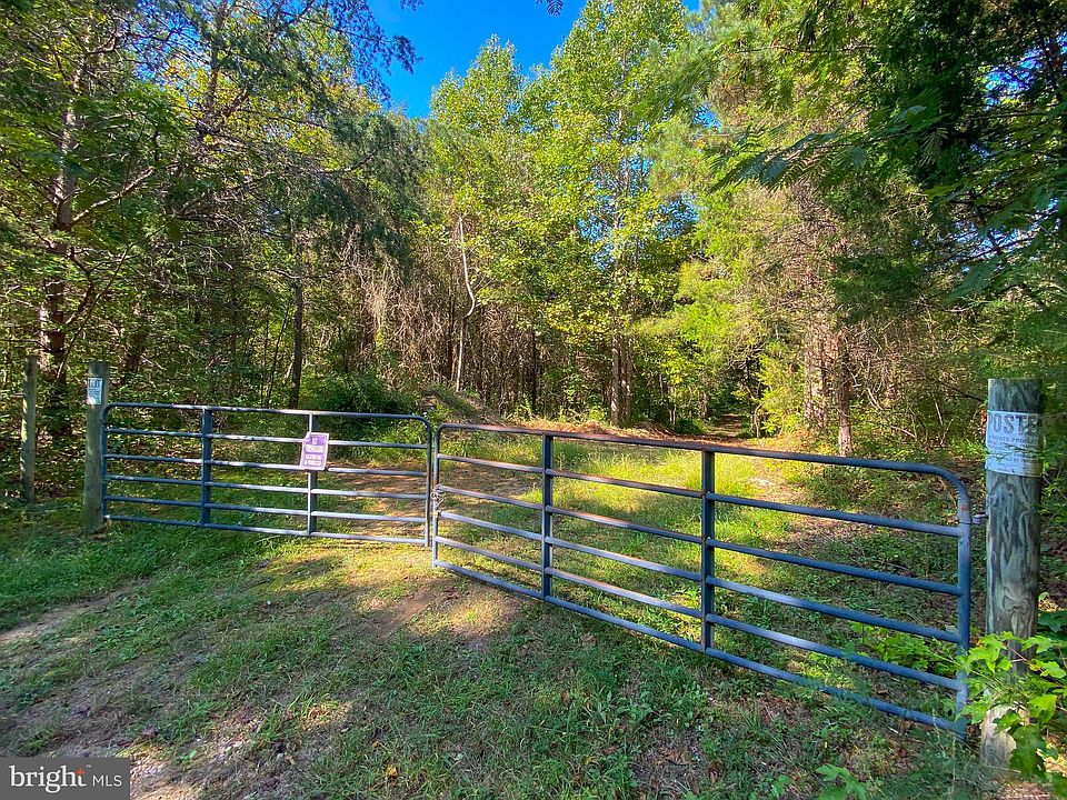 1st image of Ellisville Dr