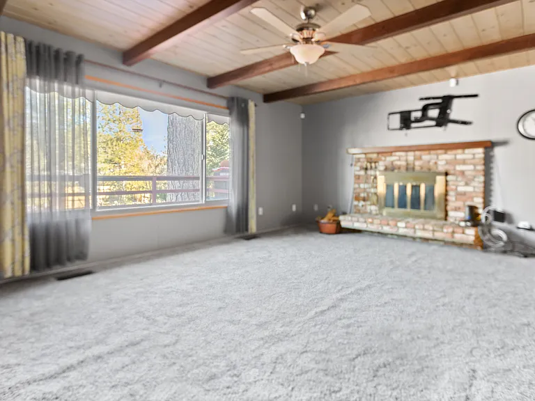 5203 Desert View Dr — Photo 16