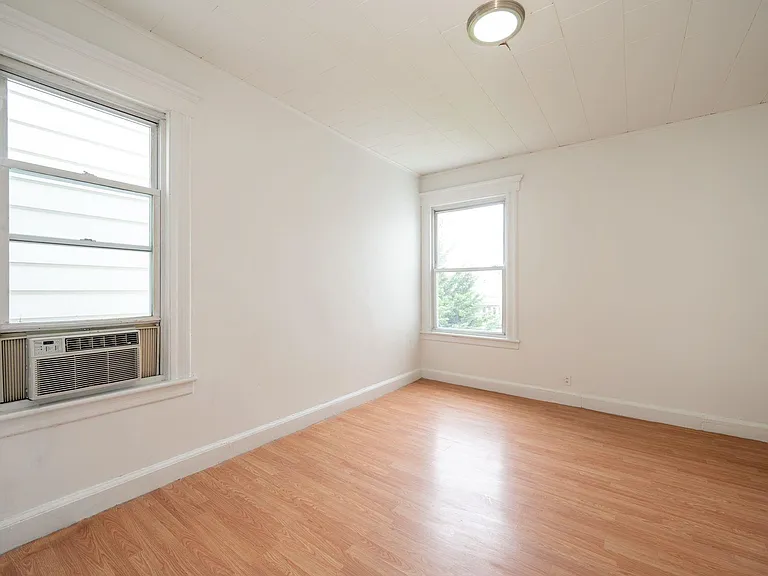 66 Van Reipen Ave #2 — Photo 6