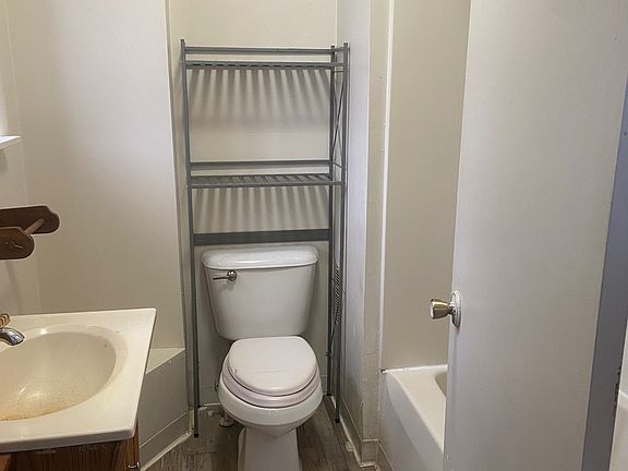 4th image of 324 Union St #4