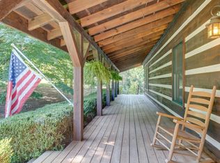 1500 Deal Rd, Burns, TN 37029