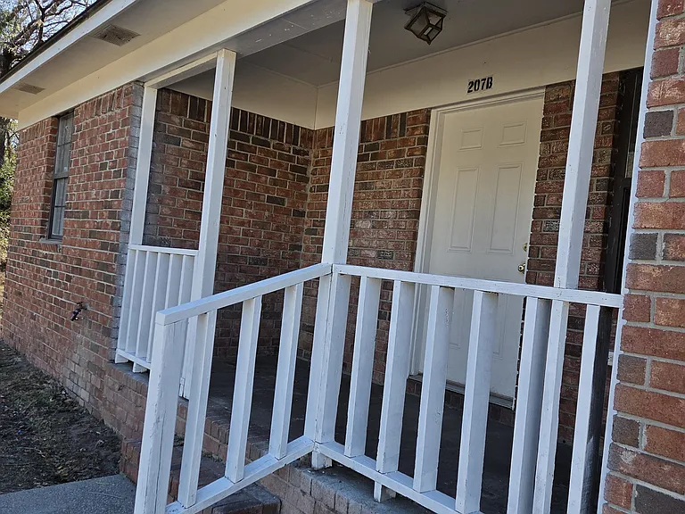 4738 W Oglethorpe Hwy #B — Photo 4
