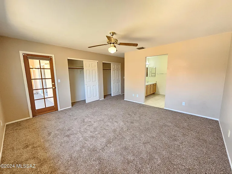9827 N Stonecreek Pl — Photo 13