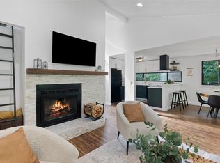 4251 155th Pl SE #5-2, Bellevue, WA