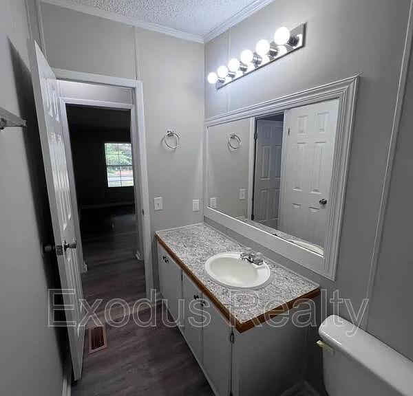 141 Cherry Berry Ln — Photo 10