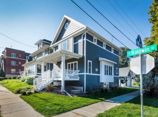 304 S Baldwin St, Madison, WI 53703