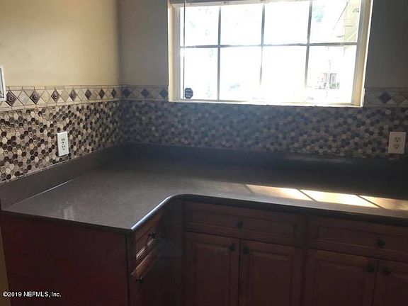 5th image of 6936 Cane Grass Ln E