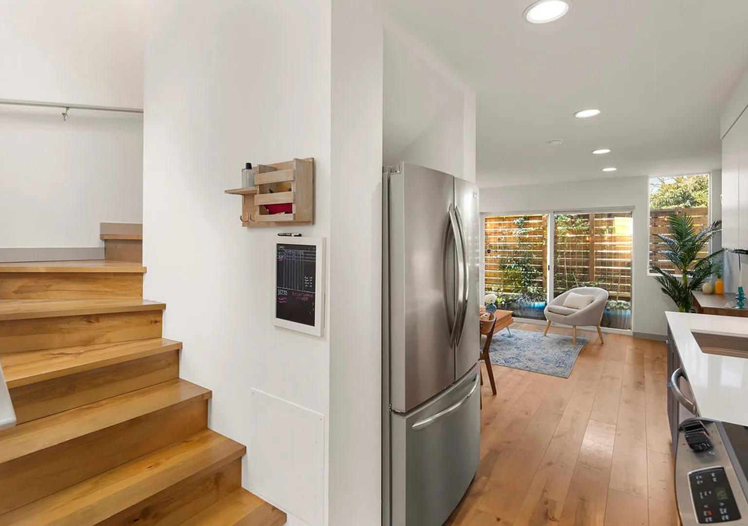 Modern Beacon Hill Townhome | Rooftop Deck with City Views — Photo 2