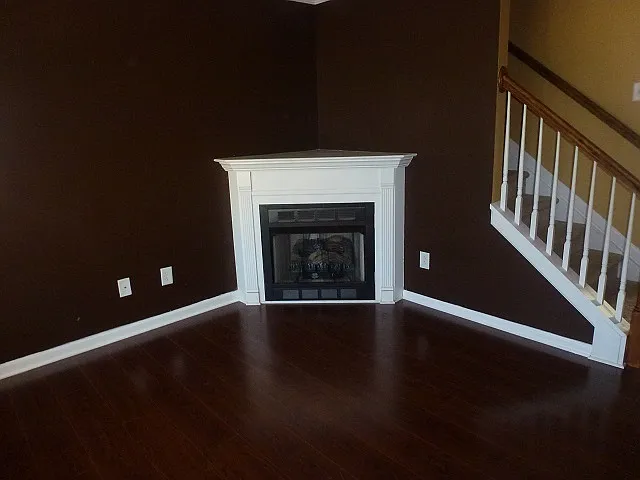 947 Whispering View Ln — Photo 3