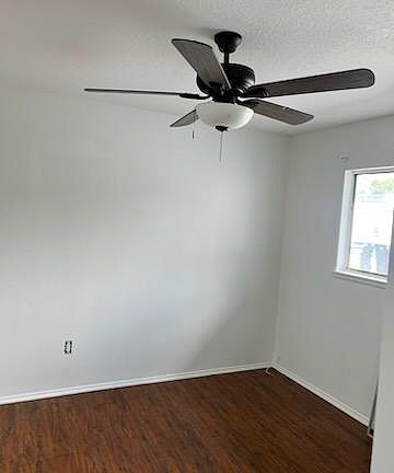 4th image of 3600 N Mountain Ave #17-D