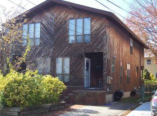 15 Graywood Rd, Port Washington, NY 11050