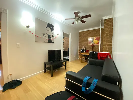 Rented by Oxford Property Group | media 10