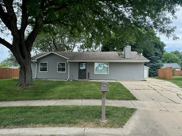 1504 24th Pl, Sterling, IL 61081
