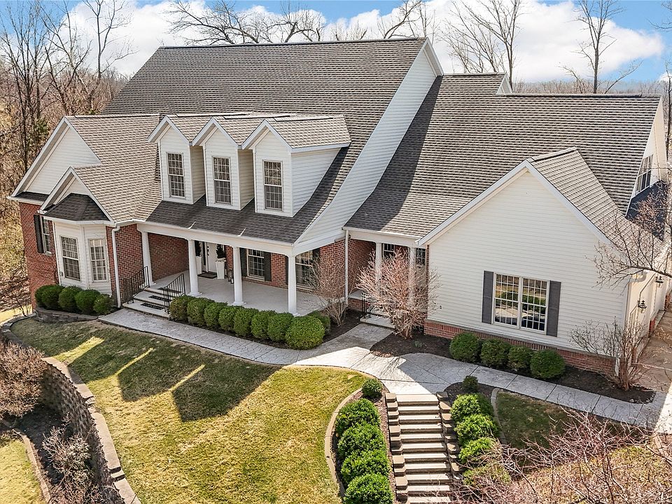 1st image of 4615 Blarney Dr NE