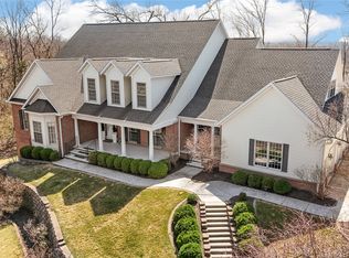 4615 Blarney Dr NE, Cedar Rapids, IA 52411