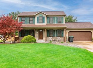 58681 Runway Rd, Elkhart, IN 46516