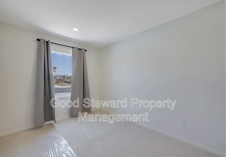 1231 Trojan Cir — Photo 28