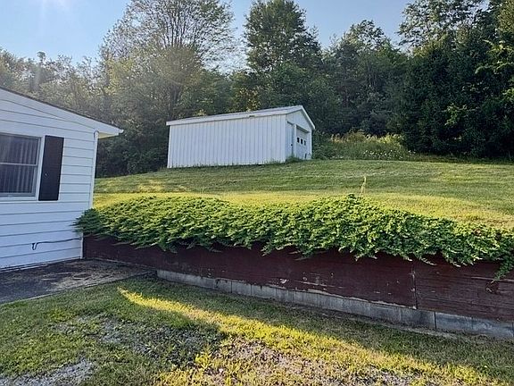 4th image of 211 Veteran Hill Rd