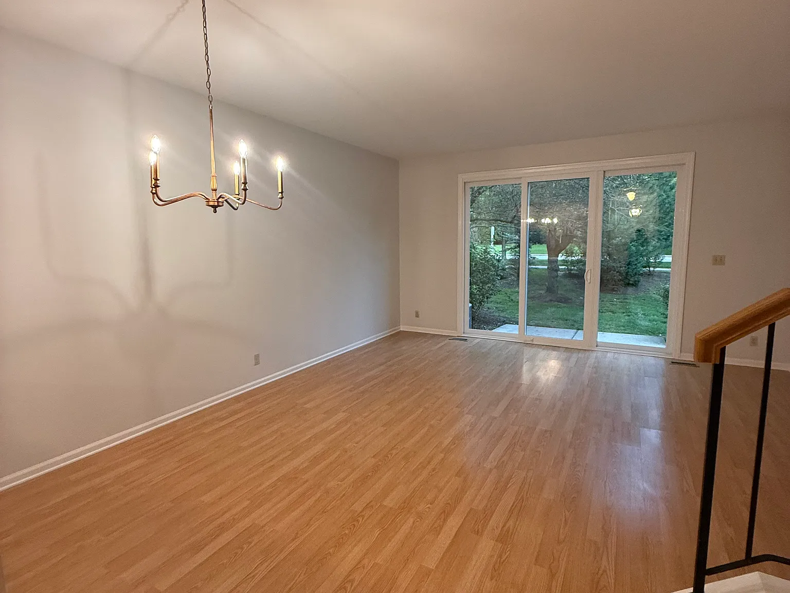2 bed, 2.5 bath, 1304 sqft, $2,500 — Photo 4