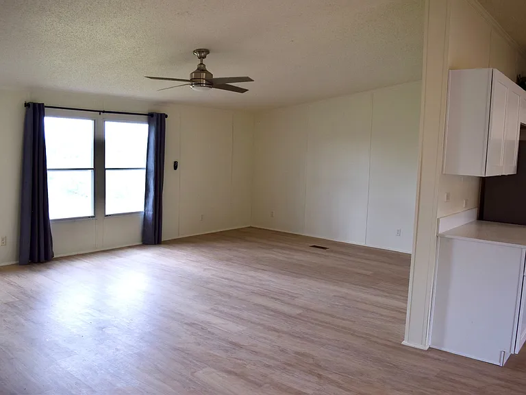 5450 FM 2325 — Photo 23