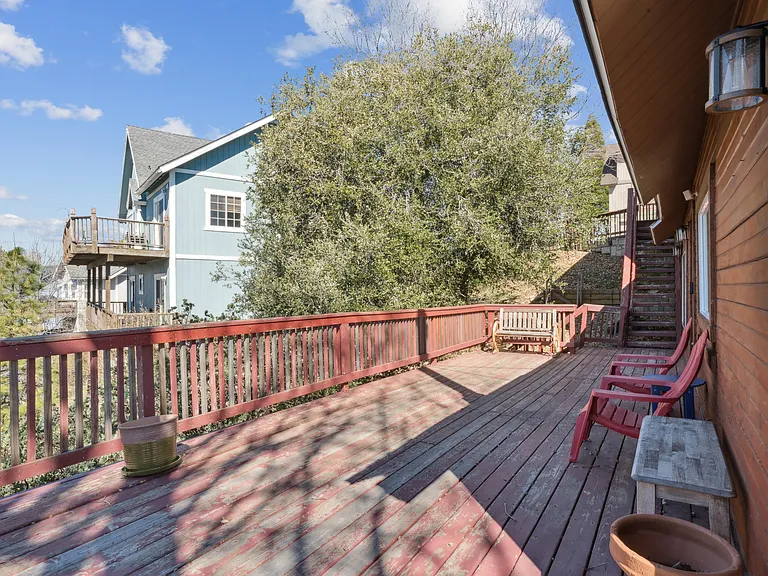 1171 N Grass Valley Rd — Photo 34