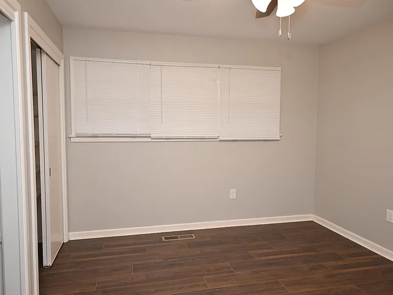 721 Maple St — Photo 21
