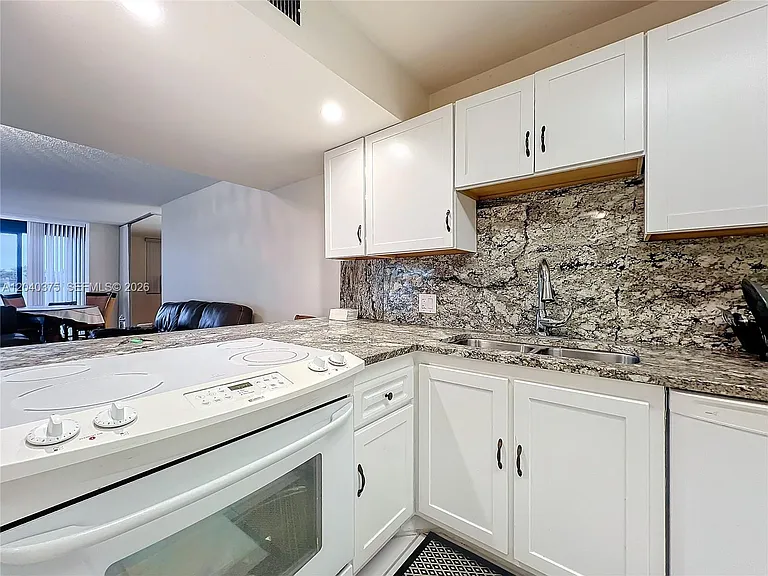 4545 Luxemburg Ct #103 — Photo 3