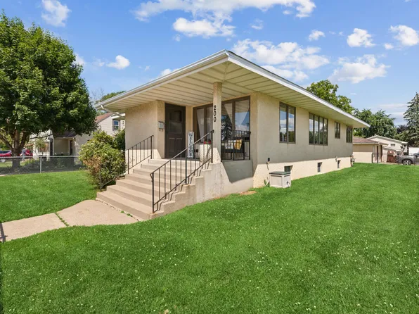 200 12th Ave N, South Saint Paul, MN 55075