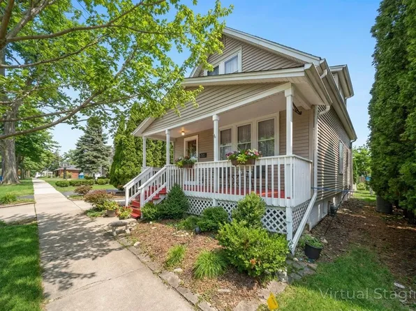 430 Gierz St, Downers Grove, IL 60515