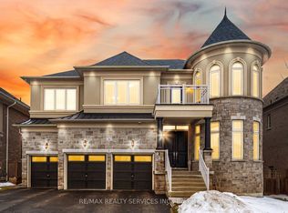 36 W Coast Trl, King, ON L7B0A4