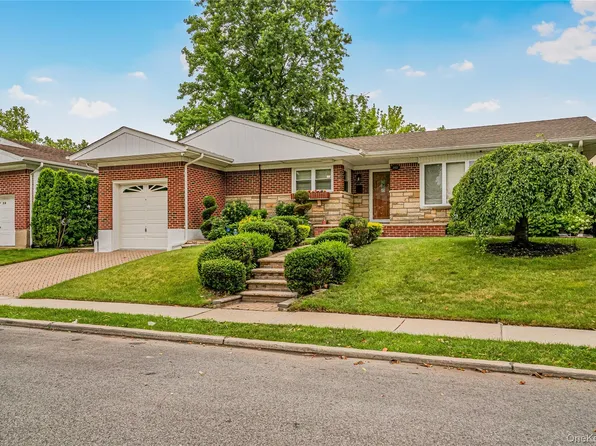 21852 Stewart Road, Hollis Hills, NY 11427