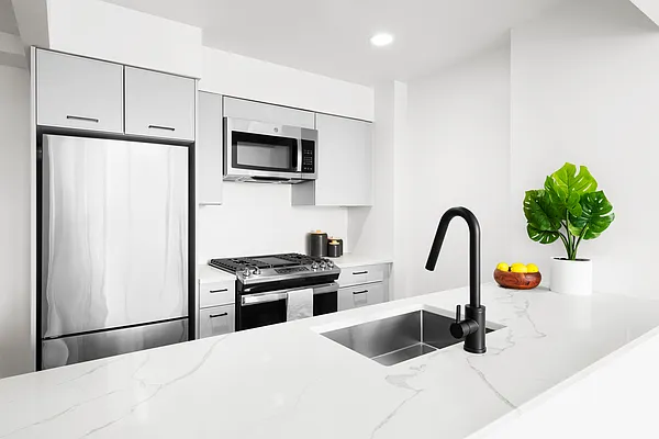 Rented by MNS | media 18