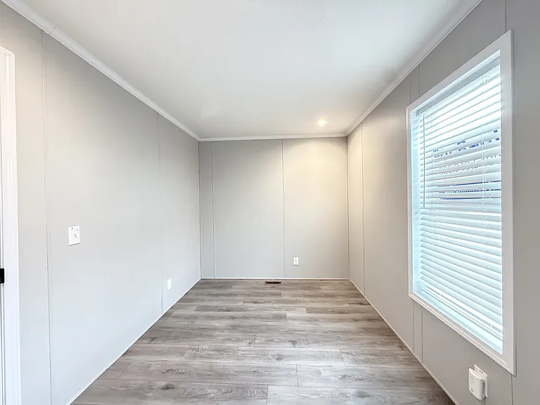 29800 Guilford Cir #256 — Photo 20