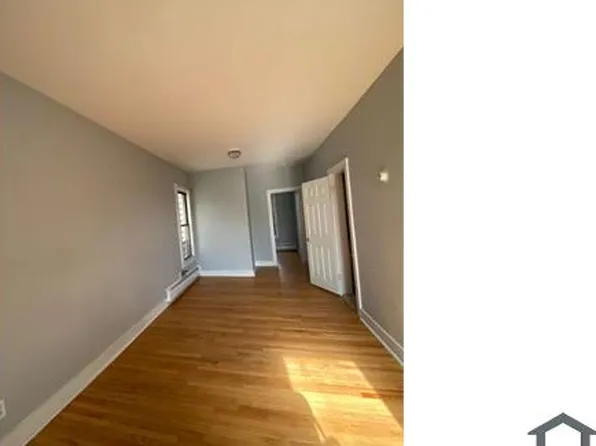 224 Sommerville Pl, Yonkers, NY 10703