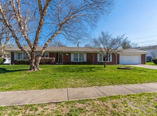 883 Pinkney Dr, Lexington, KY 40504