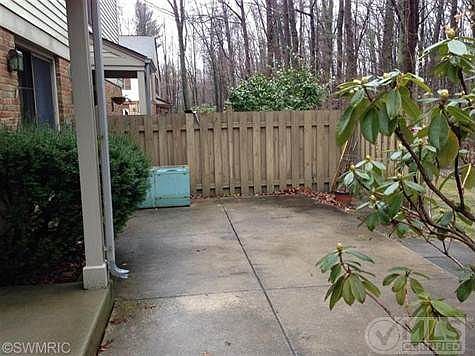 2nd image of 3674 Brentwood St