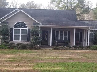 5716 Red Bluff Rd, Loris, SC 29569