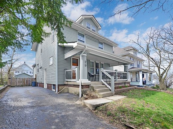 3rd image of 29 Crestview Rd