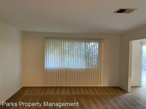 3rd image of 2717 Barcelona Cir