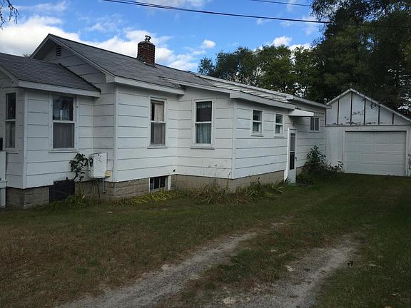2nd image of 309 Bedford St