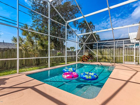 2nd image of 348 Las Olas Dr