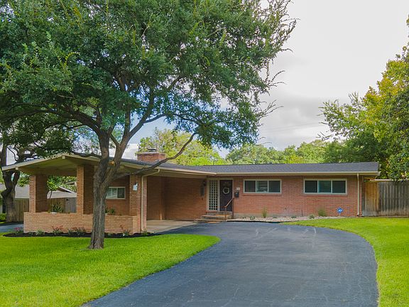 3rd image of 111 Oakhurst Pl