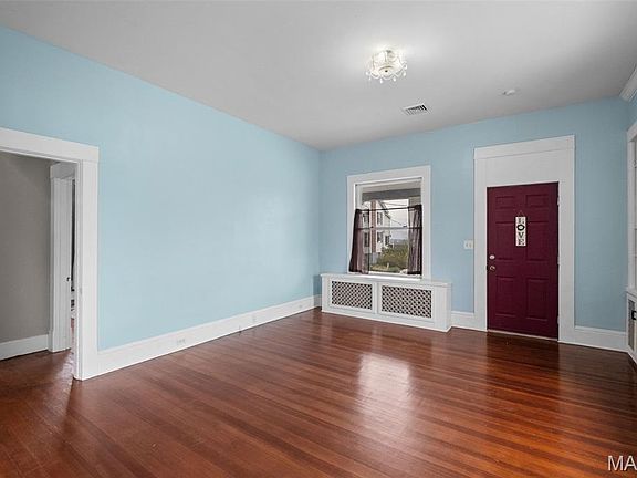 5th image of 139 Nassau St
