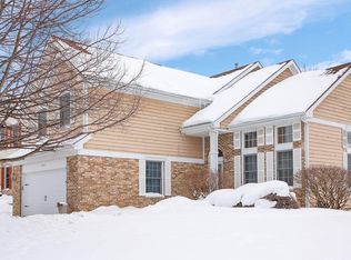 290 Biscayne St, Bloomingdale, IL 60108