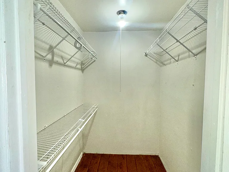 364B Delancey Pl #B — Photo 5