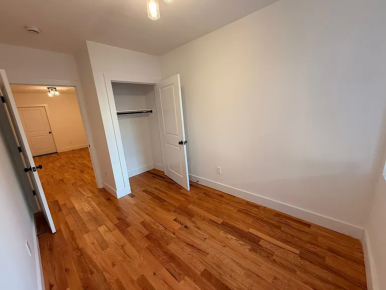 2521 West St #16E — Photo 7