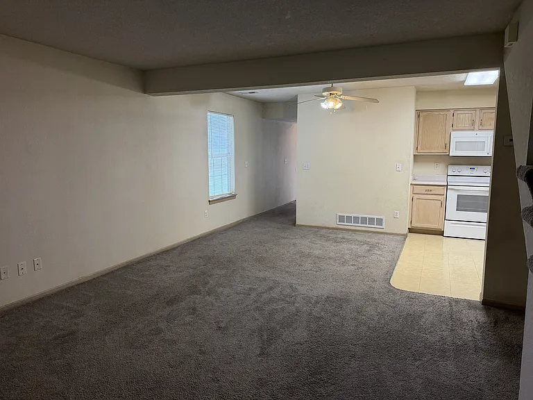 935 Mulberry St — Photo 5