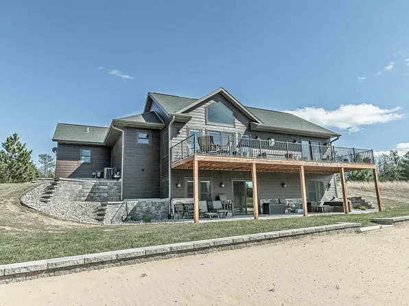 N8067 Castaway Dr, New Lisbon, WI 53950