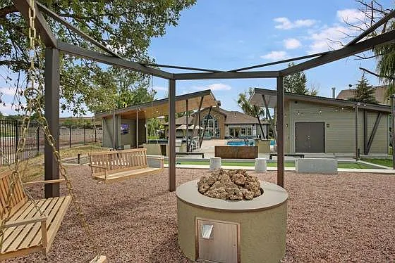 The Willows at Printers Park Apartments — Photo 1
